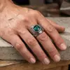 Fábrica directa de origen acero inoxidable europeo y americano punk comercio exterior retro titanio acero gema fundición personalidad anillo para hombre