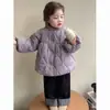 Jaqueta de Fleece Acolchoada de Algodão Roxa Estilo Floresta para Meninas, Novo Modelo Outono e Inverno 2025, Casaco de Algodão Infantil, Roupa de Inverno Espessa para Bebês