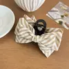 Clip para el pelo con lazo a rayas estilo fresco de primavera 2026 para la parte trasera de la cabeza Pasador Accesorio para el pelo