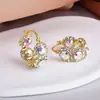 Hebilla de oreja circular de diamantes completos súper brillante retro elegante francesa diseño de nicho pendientes de lujo ligero exquisitos pendientes de alta gama para mujer