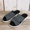 2026 Flyknit Verano Una Correa Nuevo Estilo Pareja Transpirable Ropa Exterior Casual para Mujer Transfronterizo Comercio Exterior Europeo y Americano Tallas Grandes Pantuflas