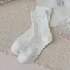 Calcetines rosas con estampado floral para mujer, calcetines finos de algodón de verano, calcetines apilables sin costuras, estilo coreano, adecuados para combinar con zapatos pequeños de cuero, calcetines de media pantorrilla, estilo de principios de otoño