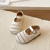 Sandalias tejidas de moda para niños 2026 Primavera y Verano Sandalias tejidas huecas de princesa para niñas Sandalias de zapato único versátiles