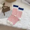 Calcetines holgados a rayas de color contrastante para mujer, transpirables para otoño e invierno, calcetines largos de doble puño, calcetines sin costuras de bloqueo de color con borde enrollado, a media pantorrilla