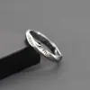 Anillo "Siete Virtudes" para Hombre Moderno Elegante Diseño de Nicho Simple Anillo para Dedo Índice de Hombre Anillo Único Joyería para Mano