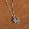 Colar do Sagrado Coração de Alta Qualidade Exquisito Luxo Leve Versátil Feminino Design Exquisito Pingente de Coração da Moda Nicho Design Personalizado
