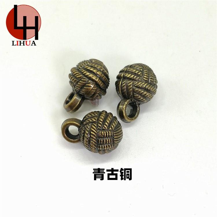 8960038547_1933409228