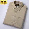 Camisa de hombre para primavera y otoño, holgada, color liso, moda casual, top de manga larga, solapa, lavado a la arena, abrigo, moderno, bordado, 2058