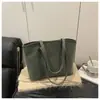 Bolso Retro de Moda de Gran Capacidad para Mujer 2025 Nuevo Bolso de Hombro Popular para el Trabajo y los Viajes Diarios Bolso Bandolera Tote Bolso Simple