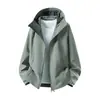Chaqueta softshell personalizable 2026 nuevo modelo de primavera para parejas, abrigo deportivo cortavientos e impermeable para montañismo al aire libre