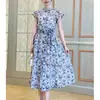 Vestido con Estampado de Mariposas de Nicho Inspirado en el Diseño para Mujer, Nuevo Estilo Verano 2026, Cuello Alto, Mangas Cortas, Elegante y Adelgazante, de Longitud Media