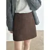 Falda Corta Retro de Gamuza Paulownia Montaña del Norte para Mujer, Estilo Coreano Otoñal de Cintura Alta, Cubre Cadera, Adelgazante, Versátil Falda 28805