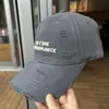 Novo Boné de Baseball Estilo Transfronteiriço Desgastado com Bordado de Letras, Boné de Aba Curva Que Faz o Rosto Parecer Menor, Aba Larga, Chapéu Casual Macio para Casal