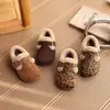 Sapatos Infantis Birkenstock 2026 Outono e Inverno Novo Estilo Sapatos de Algodão Quentes com Forro de Lã Estampa de Leopardo para Meninas Sapatos Peludos Slip-On para Meninos