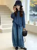 Conjunto Casual de Moda Duas Peças para Crianças Maiores no Outono: Blusa Listrada de Manga Longa Nova e Jeans de Cintura Alta para Meninas
