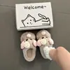 Bonitas pantuflas mullidas para mujer, estilo lindo, invierno 2026, para casa, antideslizantes, de suela gruesa, punta cerrada, pantuflas cálidas de suela gruesa, estilo femenino