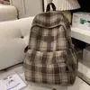 Mochila de Estilo Japonés Ins Otoño Retro Rayas Cuadros para Mujer, Versión Coreana, Adecuada para Estudiantes de Secundaria y Preparatoria, Mochila Versátil