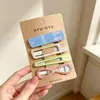 Horquillas Lote de Un Yuan Artículos de Puesto Callejero Accesorios para el Cabello Juego Completo Empaque Dibujos Animados Accesorios de Doble Cara Pinzas Pequeñas Accesorios para el Cabello de Niños Venta al por Mayor
