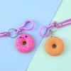 Llavero de goma suave de PVC con forma de donut personalizado, llavero estéreo personalizado, colgante para bolso, colgante para llaves de pareja
