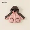 Jaqueta curta de plumas infantil solta Jaqueta curta de plumas infantil em liquidação