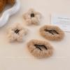 Pinza para el Cabello de Peluche Estrella Igual de White Deer para Mujer 2025 Nuevo Flequillo Lateral Mechones Sueltos Pinza Pequeña Adorno para el Cabello de Otoño e Invierno
