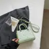 Bolso Cuadrado Pequeño Estilo Coreano Nuevo para Mujer, Bolso de Hombro Simple y de Moda, Bolso Cruzado Versátil para el Día a Día, Transfronterizo Verano 2026