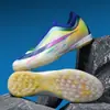 Zapatos de fútbol de punto sin costuras transfronterizos, unisex, caña baja, tacos AG para césped natural exterior, tacos TF para césped artificial, disponibles para venta al por mayor
