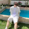 Directamente del fabricante: Camisa de Manga Corta de Mariposa para Hombre, Atuendo de Verano para Peinador, Diseño Elegante, Estilo Americano de Nicho