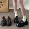Populares zapatos de cuero para mujer de estilo retro británico con plataforma que aumentan la altura, nuevos mocasines slip-on franceses de otoño 2026