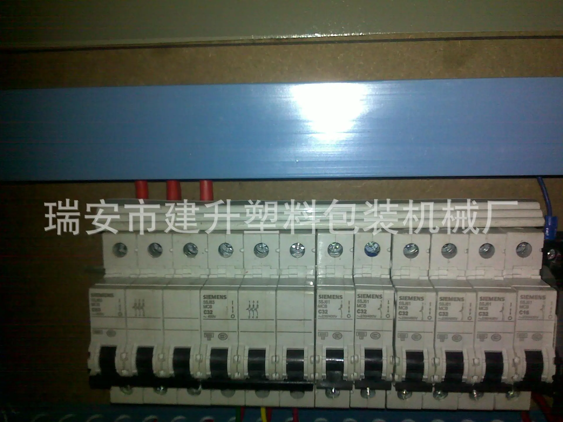201204071363.jpg