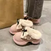 Pantuflas de Peluche con Lazo a la Moda y Lindas para Mujer, Nuevas Pantuflas de Algodón Cerradas Cómodas Estilo Hada para Mujer, Otoño e Invierno 2025
