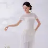Elegante vestido de encaje semitransparente para danza con cuello alto, mangas cortas, diseño que ciñe la cintura, adecuado para danza moderna, ballet, danza clásica y exámenes de arte.