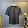 Camiseta Estilo Japonês Patchwork Moda Gola Redonda Manga Curta para Homens, Casual de Primavera Cor Sólida com Logo Pequeno, Top Solto Estilo Americano