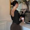 Roupas Femininas Mais Vendidas na Europa e América Outono 2026 Nova Moda Menina Picante Slim Fit Costas Nuas Cor Sólida Manga Longa Top Atacado