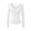 Atacado de Roupas Femininas Transfronteiriças Estilo Europeu e Americano 2026 Nova Camiseta de Manga Longa Gola V Cor Sólida Top para Camadas de Outono e Inverno