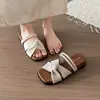 Nó Borboleta de Um Passo Tiras Cruzadas de Bolinhas Chinelos Versáteis de Bolinhas Feminino 2026 Verão Calçados Externos Salto Baixo Salto Plataforma Feminino