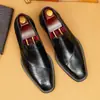Nuevos mocasines de piel transpirables y suaves para hombre, estilo slip-on, zapatos de piel de negocios casual británicos de moda.