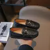 Zapatos Infantiles 2026 Otoño Nuevo Estilo Coreano Modernos Retro Zapatos Pequeños de Cuero Mocasines Slip-On para Niños Zapatos para Niños