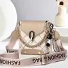Bolsa Leve para Celular de Verão 2026 Novo Estilo Bolsa Transversal Popular Feminina Casual Moda Bolsa de Ombro Couro Macio Tendência