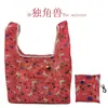 Bolsa cuadrada de tela de flores al por mayor bolsa de compras plegable de tela de poliéster publicidad supermercado almacenamiento portátil bolsa de fresa protección del medio ambiente