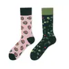 Meias Longas de Algodão Jacquard Cartoon Criativas Nova Tendência Outono/Inverno Estilo Casal Asimétricas Personalidade da Moda