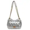 Bolso Acolchado de Cadena de Alta Gama para Mujer 2026 Nuevo Elegante Bolso de Hombro Axila Estilo Chanel Bolso Cruzado Versátil