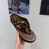 Chinelos Retro com Solado Grosso, Salto Escondido e Estampa de Leopardo para Mulheres, Uso Externo de Verão, Estilo Versátil de Férias, Sandálias de Dedo com Salto Plataforma