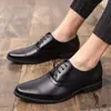 Zapatos casuales de cuero tallado estilo brogue para hombre, zapatos formales de cordones de cuero a la moda estilo británico para negocios, zapatos de boda para novio
