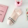 Calcetines de mujer, primavera y verano, nuevos calcetines tobilleros frescos y dulces, calcetines de encaje con amor, calcetines transpirables de boca baja de algodón a rayas, venta al por mayor