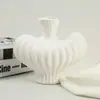 Jarrón de Plástico Cerámico Blanco Imitación Estilo Francés, Decoración Artística, Recipiente para Arreglos de Flores Secas, Decoración para Mesa de Comedor de Sala de Estar en Casa Venta al por Mayor