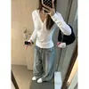 Camiseta con Capucha y Mangas Largas Estilo Chica Caliente Americana para Mujer Hombro Derecho Primavera y Otoño Ropa Interior Blanca Top Delgado Exportación al por Mayor