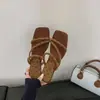 Sandalias Romanas de Cuña Estilo Retro con Punta Cuadrada para Mujer Verano 2026 Nuevas Chanclas de Mujer Elegantes sin Cierre con Tira Única y Punta Abierta
