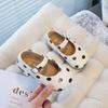 Zapatos Pequeños de Cuero para Niñas 2025 Primavera y Otoño Nuevos Zapatos de Princesa Suela Suave Dopamina Zapatos de Puntos Planos para Niños