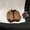 Roupa retro estilo coreano para bebê, nova coleção outono/inverno: cardigã de suéter infantil com padrão Fair Isle + calça casual de veludo cotelê